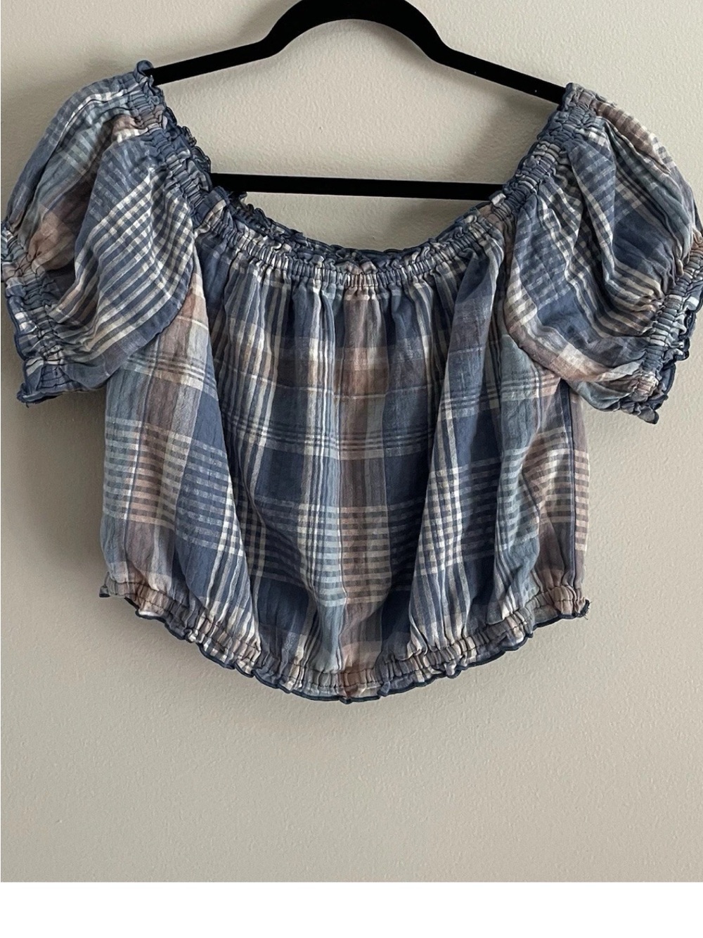 American Eagle Outfitters Blue and Cream Plaid Off-Shoulder lined Crop Top